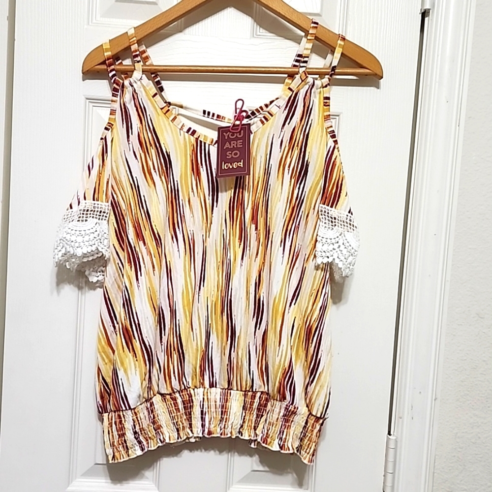 CATO J/M Sportswear open sleeved with lace blouse in Size L